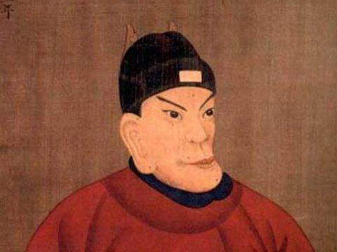 什么是鞋拔子脸